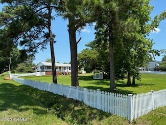 2032 Middle Sound Loop Rd, Wilmington, NC 28411