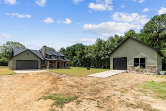 143 Hot Springs Dr, Arkadelphia, AR 71923