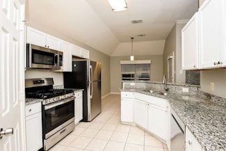 1803 Fairfax Dr, Mansfield, TX 76063