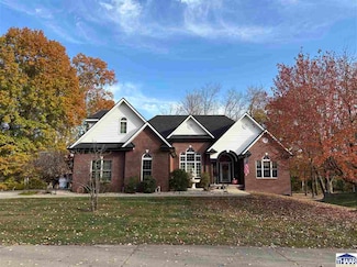 3500 Bluegrass Ln, Terre Haute, IN 47802