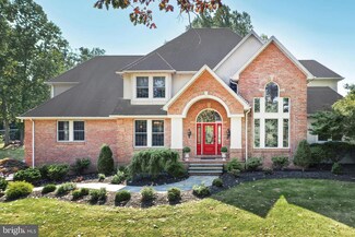 4578 Sportsman Club Rd, Spring Grove, PA 17362