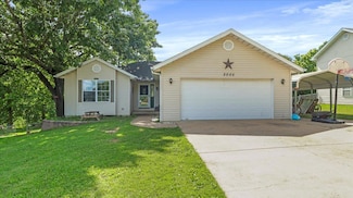 2005 Debra Dr, West Plains, MO 65775