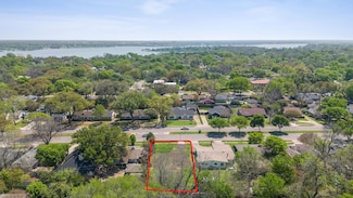7147 E Mockingbird Ln, Dallas, TX 75214