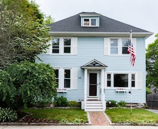 20 W Walnut St, Milford, MA 01757