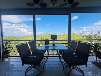 1000 NE 14th Ave Unit 703, Hallandale Beach, FL 33009