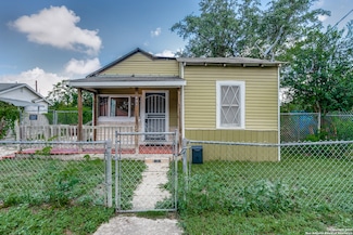 631 Rochambeau, San Antonio, TX 78214