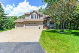 1123 Onstad Dr, Marshfield, WI 54449