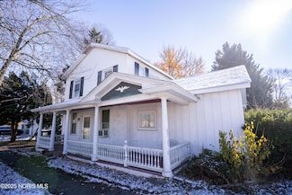 104 W High St, Napoleon, OH 43545