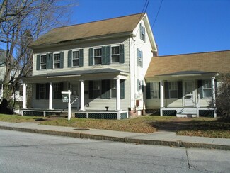 64 Grove St, Peterborough, NH 03458