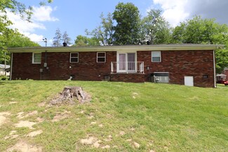 604 Lake Cir, Lafayette, TN 37083