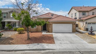 13251 Lone Pine Ct, Oak Hills, CA 92344
