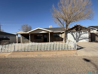 428 W Tierra Blanca Rd, Clovis, NM 88101
