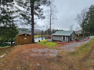 53 Derring Hollow Rd, Coudersport, PA 16915