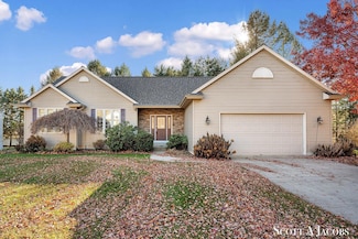 3820 Windwood Dr NE, Rockford, MI 49341