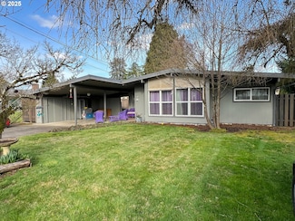 52396 SW 2nd St, Scappoose, OR 97056