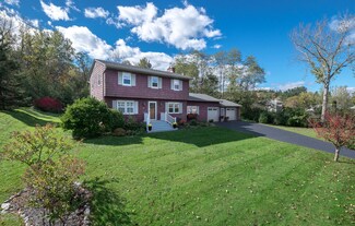 85 Cobbleview Rd, Williamstown, MA 01267