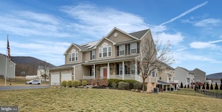 1237 Upland Dr, Fayetteville, PA 17222