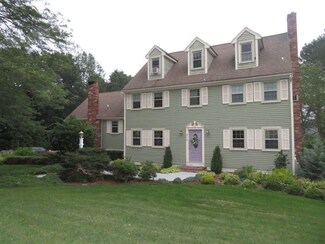 219 Edgewater Dr, Pembroke, MA 02359