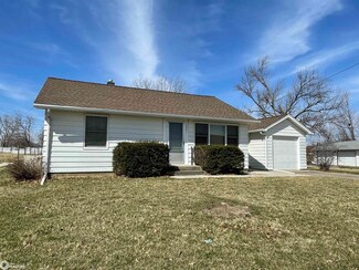 1201 S Center St, Marshalltown, IA 50158