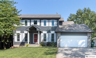 2124 Betsy Ave, Papillion, NE 68133