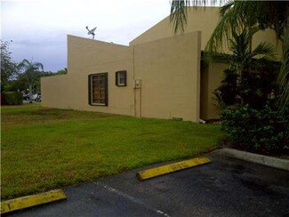 1370 NW 97th Ave Unit 255, Pembroke Pines, FL 33024