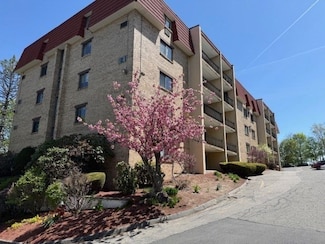 157 Franklin St Unit E2, Stoneham, MA 02180