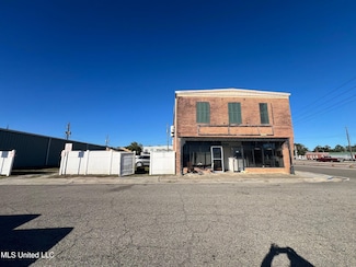 100 Elizabeth St Unit C, Picayune, MS 39466