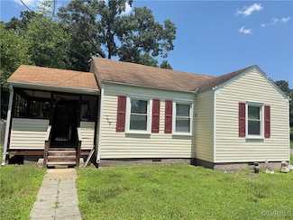 118 Defense Ave, Sandston, VA 23150