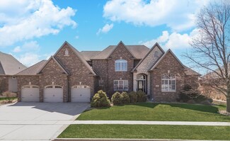 3111 Fiona Way, Bloomington, IL 61704