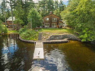 33 Seaman Point Rd, Nottingham, NH 03290