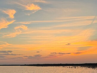 515 Shoreline Dr, Dodd City, TX 75438