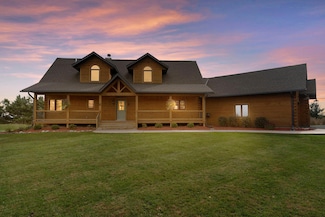 13745 Panola Dr, Lindstrom, MN 55045