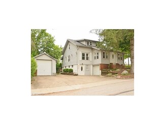 120 Bass Bay Blvd, Chippewa Lake, OH 44215