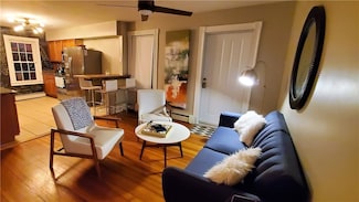 102 Broadway Unit 1C, Newport, RI 02840