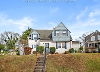 1203 Oakmont Rd, Charleston, WV 25314