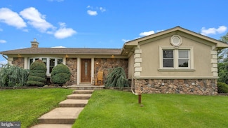 1110 New Chestnut St, Bristol, PA 19007
