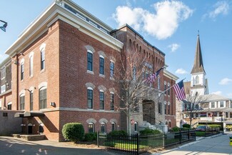 76 Court St Unit 3, Plymouth, MA 02360