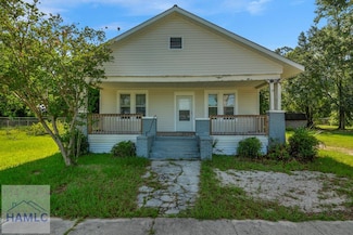 813 Brunel St, Waycross, GA 31501