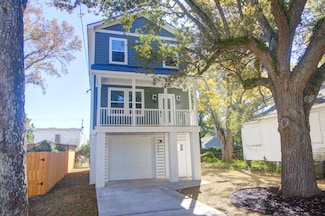 1909 Redwood St, North Charleston, SC 29405