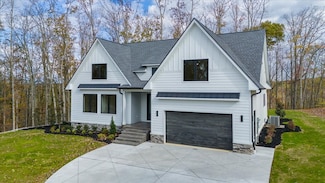 424 Watercolor Dr, Sparta, TN 38583
