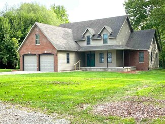 910 Samuel Milroy Rd, Delphi, IN 46923
