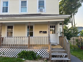 1 Hamilton St Unit 1, Plymouth, MA 02360