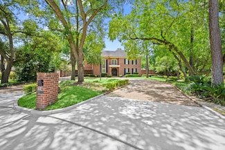 11305 Green Vale Dr, Houston, TX 77024