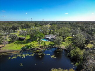 3010 Maple Trace, Tarpon Springs, FL 34688