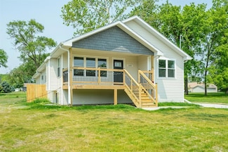 1354 E 26th St, Des Moines, IA 50317