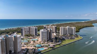 21 Bluebill Ave Unit 806, Naples, FL 34108