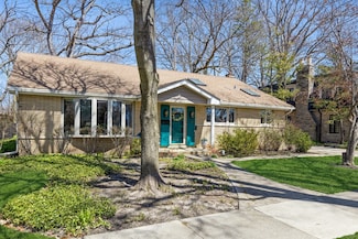 3528 Forest Ave, Wilmette, IL 60091