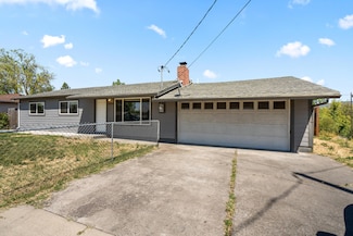 2424 Crater Lake Ave, Medford, OR 97504