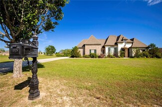 16 Bellemeade Dr, Carriere, MS 39426
