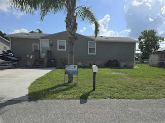 1081 6th St, Okeechobee, FL 34974